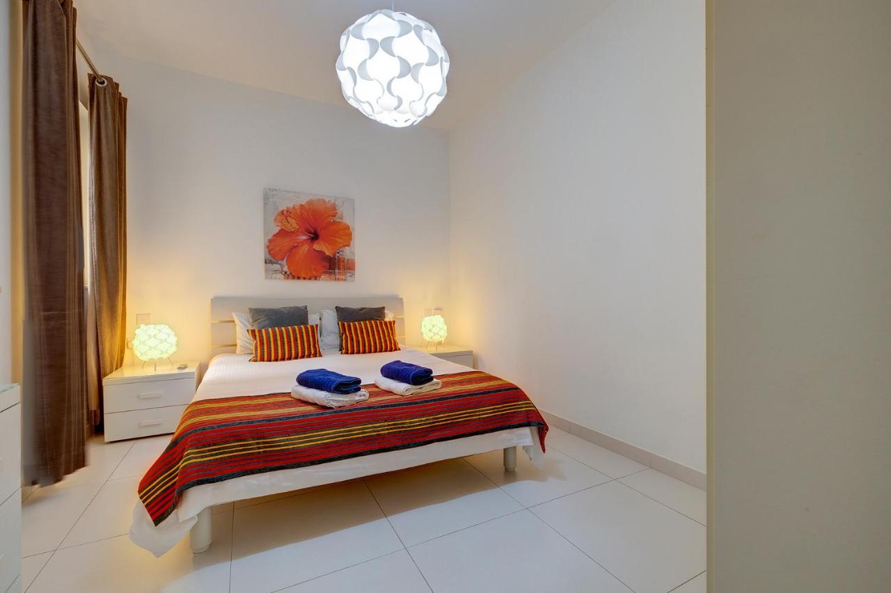 סליאמה Modern Apartment Steps From Balluta Bay מראה חיצוני תמונה