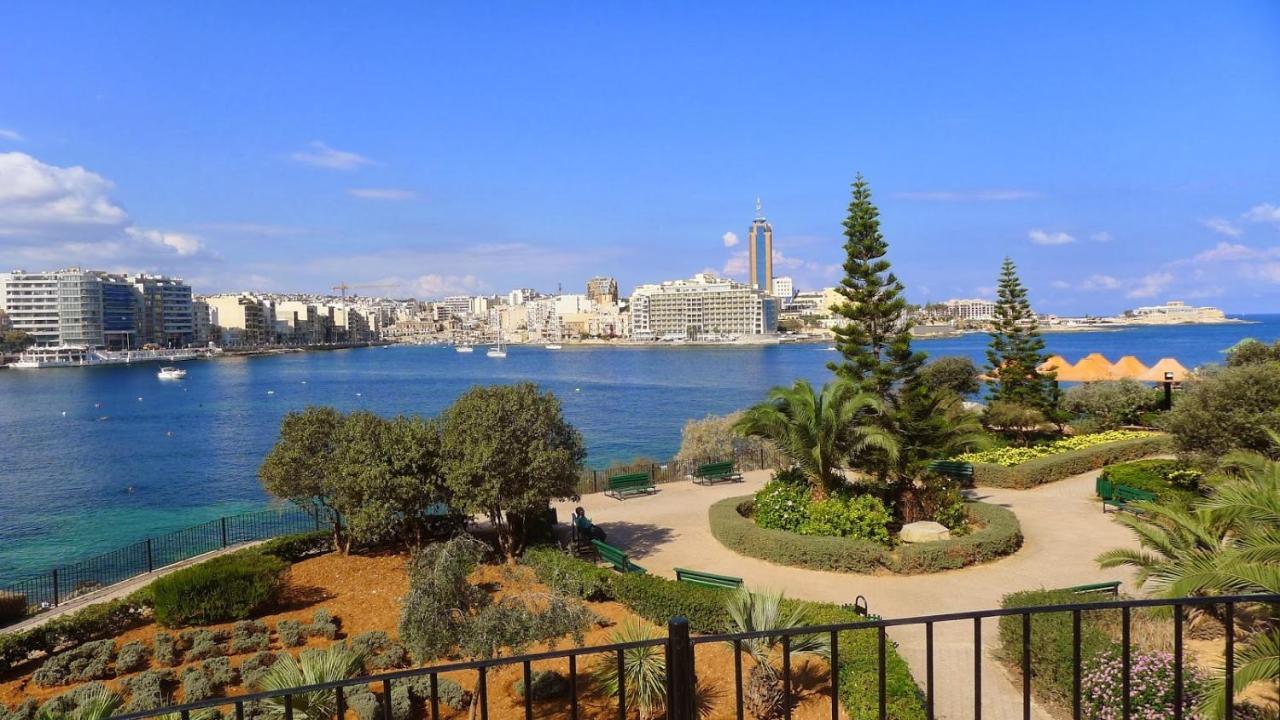 סליאמה Modern Apartment Steps From Balluta Bay מראה חיצוני תמונה